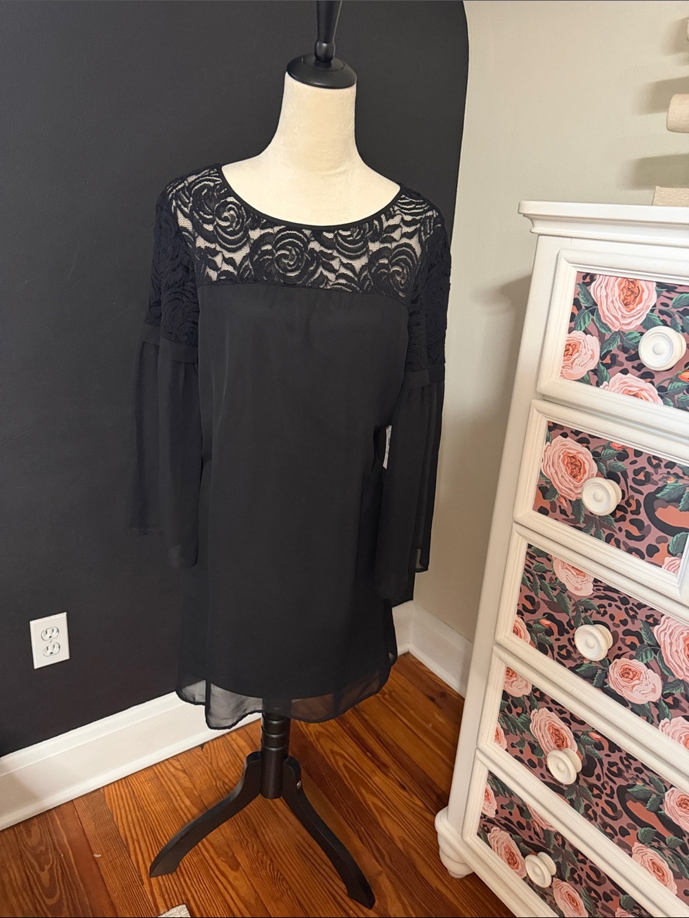 Luxology Black Lace Yoke Sheer Sleeve Shift Dress
